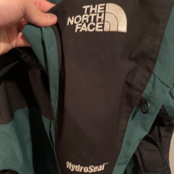 Vintage North Face Ski Jacket - Mountain green - Picture 2 of 5